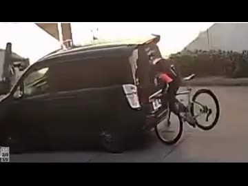 ホモと見るチャリンコミサイル