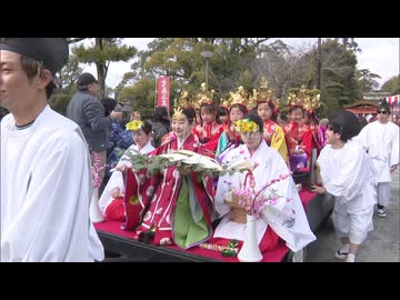 着物の切れ端で作られた鶴などの縁起物が街一帯を彩る「柳川雛祭りさげもんめぐり」始まる　福岡・柳川市