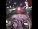 ストレートの車線にたまたまピザーラのピザ宅配バイク二台が配達後だと思うが横並びになっていたシーン。PIZZA-LAのピザは美味しいな☆