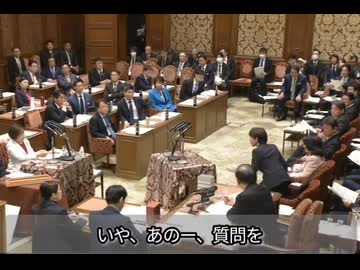 答弁から逃げまくる高市早苗は情けない