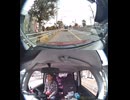 国道199号【国道199号線】自動車トラック歩行者オートバイ外国人バイク高齢者運転手バス高齢者ドライバー対向車線はみ出し脇見運転正面衝突死亡事故スマホ見ながら運転警察逮捕パトカー救急車轢き逃げ犯人逃走