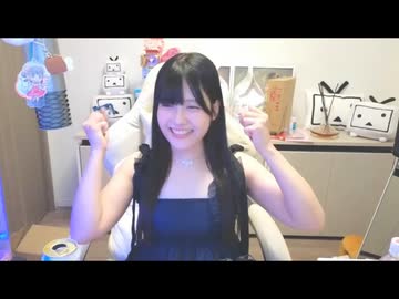 贅肉ちゃん「リア垢消した」「去年と同じ失敗をしないように、超会議にある物を持っていく予定」