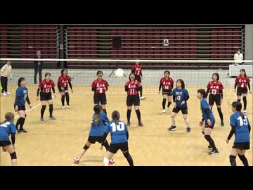 北九州メディアドームで初開催「ママさんバレーボールフェス」約40組が参加