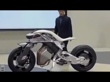 ホモと見るヤマハが開発した絶対に倒れないバイク