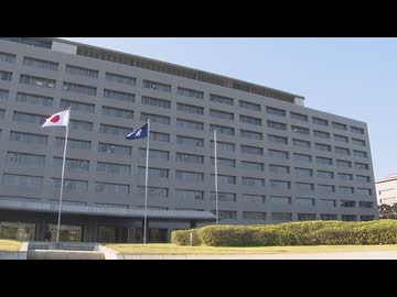 福岡県職員が県議会議長や副議長のパーティー券を一括購入　「地方公務員法などに抵触するおそれ」