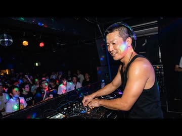 DJアキラ＆マネ×拓「ウリ狂」 Suno5.5 Cover.purple