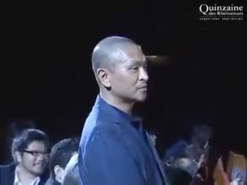 松本人志 凍り付いた永遠の都にて取り巻きしか拍手せず戸惑う