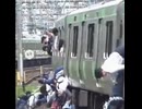 満員電車の窓を一斉に開きたい山