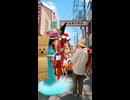 それに大阪らしい陽気な音楽を流したい。