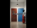 迷わずにドアを選んでください Pick a door!