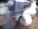 整備工場の代車で、バーンナウト