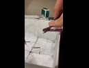 鉛筆をカッターで削るだけ