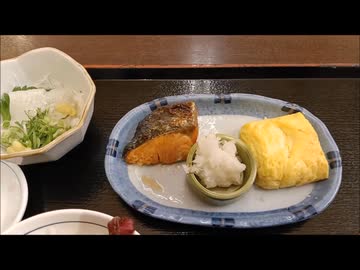 【ザめしや】焼き鮭、出汁巻き玉、イカソーメン、豚汁