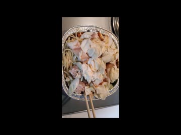 醤油ベースの「もつ鍋」