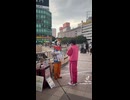 仙台のアイドルとフリーハグするピエロ□