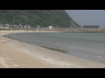 海開きを前に大学生200人が海岸を一斉清掃　海洋汚染を防ぐボランティア