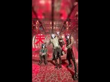 これが自由の大人たちです。