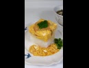 カツ丼キューブを食べる