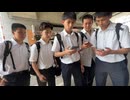 サッカー日本代表戦の最中イケメン高校生たちとフリーハグをするピエロの目線映像♪