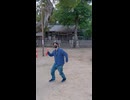 滑る男