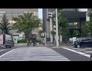 やじゅまんと見る町中を大音量で走る謎の車