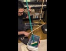 デッキブラシにバケツで「魔法使いの弟子」