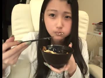 未定ちゃん　噛み切ない肉と大格闘をはじめてしまう