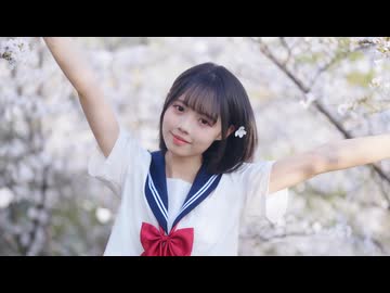 Girl Under the Cherry Blossoms Sharing an Earbud｜by 木兰
