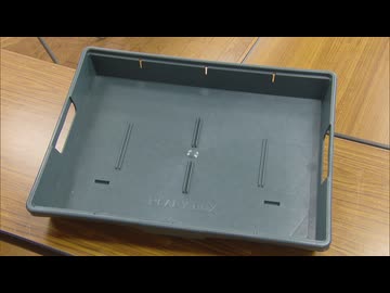 来年２月から福岡市でプラスチックの分別収集開始　リサイクルされたプラスチックは小学校の引き出しに