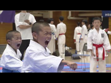 福岡市空手道総合演武大会　50年以上の歴史ある大会　約300人が「組手」や「形」で技を競う