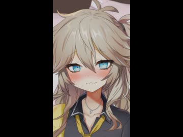 つむぎ on the bed
