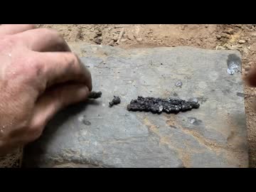 ホモと学ぶ鉄の熔かし方.knife