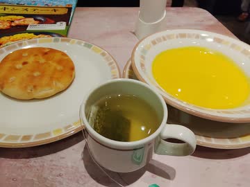 早く風咳回復しますように　　530円でしたが　プリンも頼み780円に