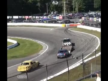 ホモと見る走るトレーラーに車を停める競技
