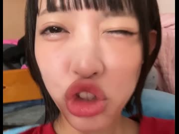 さぼこ　いかにゃのベロ菌入りのタガメチョコなんて余裕で食べちゃうからね！