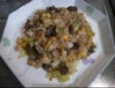 夜食にレタスチャーハンを作るのか