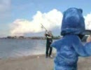 ＲＥＭＩ先生が釣り人にイタズラ