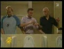トイレの三人
