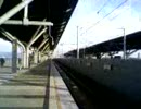 台湾高鐵台南駅列車通過