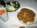 ひき肉カレーと豆腐のサラダ