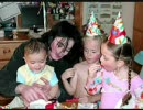 マイケル・ジャクソンが子供達の実の父親でないとは言い切れない