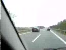 時速150kmの車をぶっちぎる車