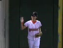 ボールガールの華麗なプレイ【Amazing Cute Ball Girl Catch】